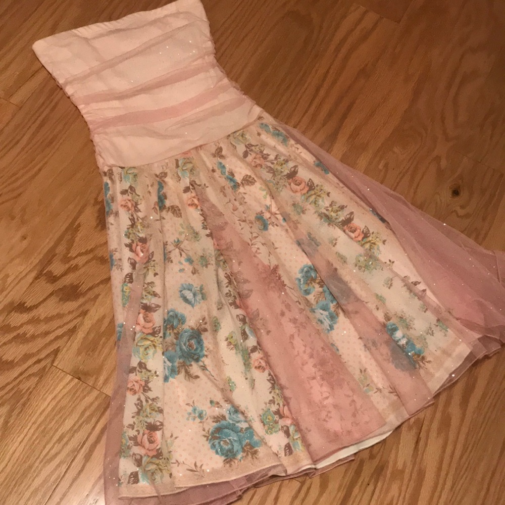 Glitter & Gauzy Floral Prom / Homecoming